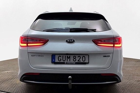 Kia Optima 7 of 30