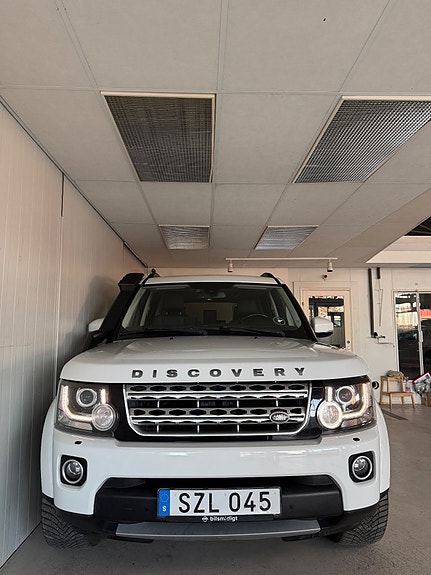 Land Rover Discovery 8 of 17