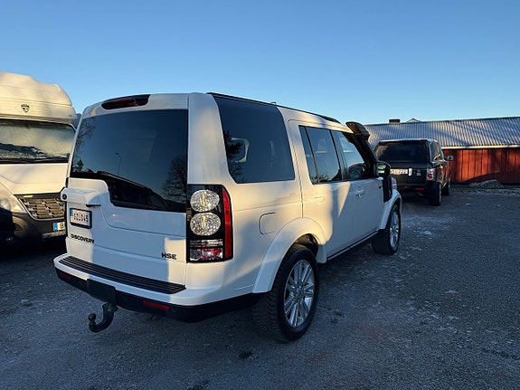 Land Rover Discovery 12 of 17