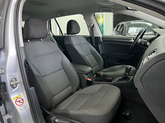 Volkswagen Golf I 19 of 24