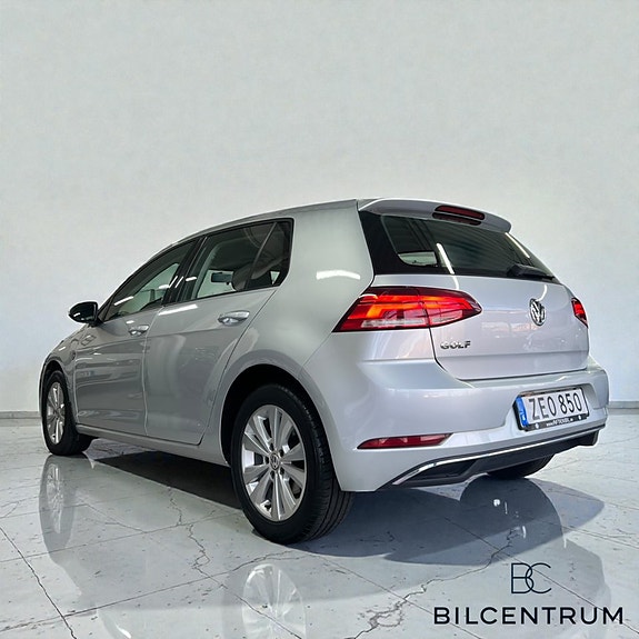 Volkswagen Golf-Serie 4 of 5