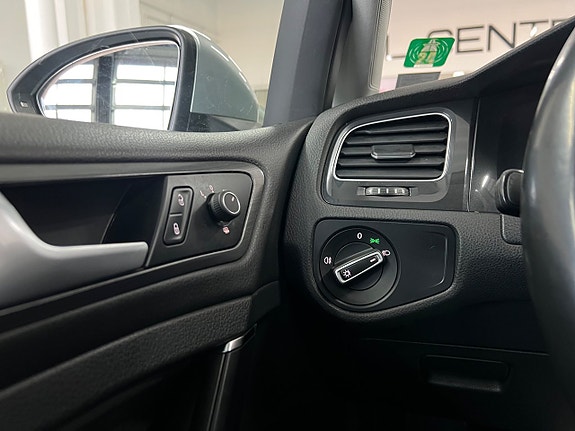 Volkswagen Golf I 11 of 24