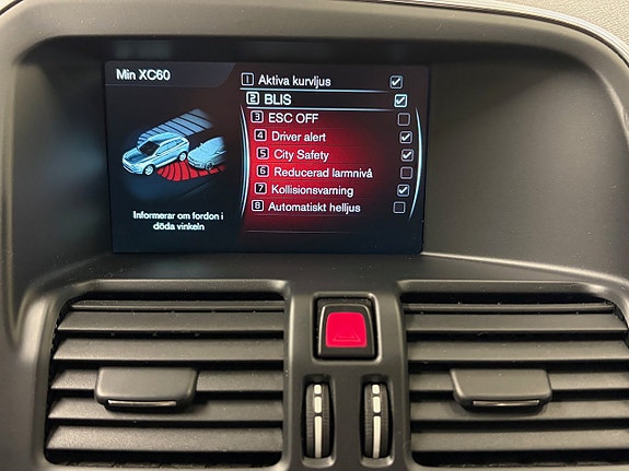 Volvo XC60 21 of 26