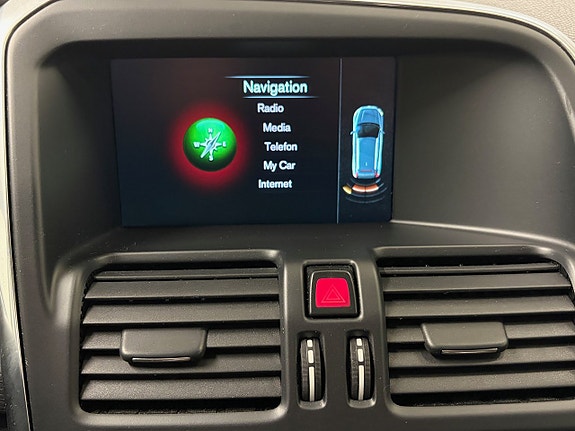 Volvo XC60 19 of 26