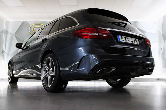 Mercedes-Benz C180 7 of 27