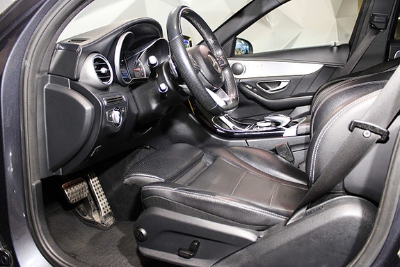 Mercedes-Benz C180 12 of 27