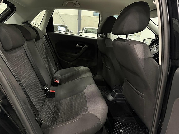 Volkswagen Polo 14 of 17
