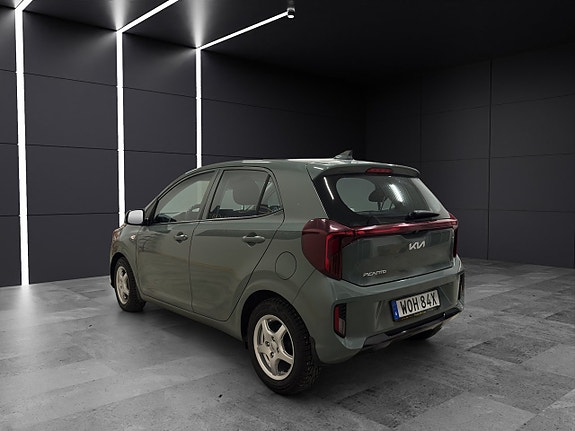 Kia Picanto 4 of 5
