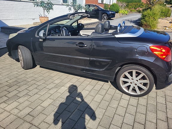 Peugeot 207 CC 4 of 4