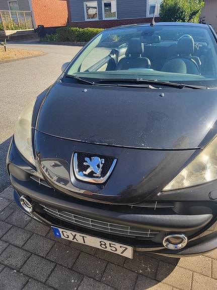 Peugeot 207 CC 3 of 4