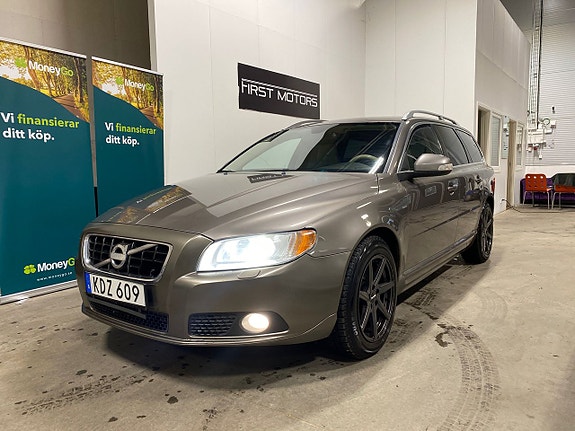 Volvo V70 6 of 21