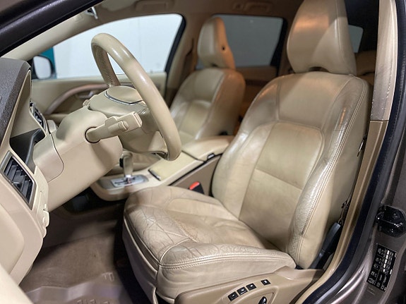 Volvo V70 14 of 21