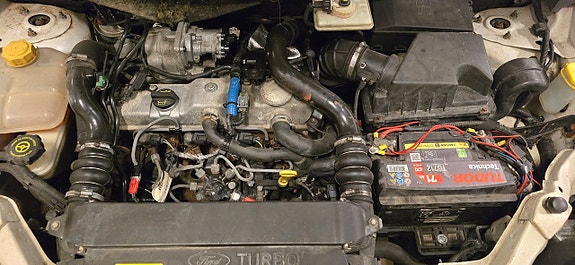 Ford Transit Connect 18 of 22