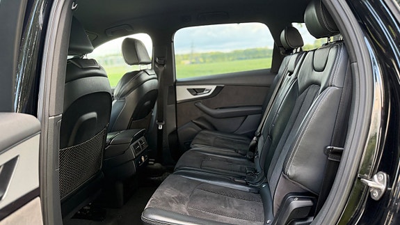 Audi Q7 17 of 28