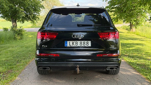 Audi Q7 5 of 5