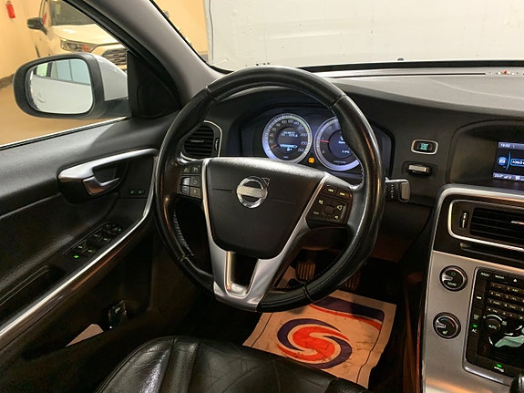 Volvo S60 11 of 26