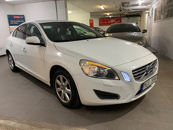 Volvo S60 23 of 26