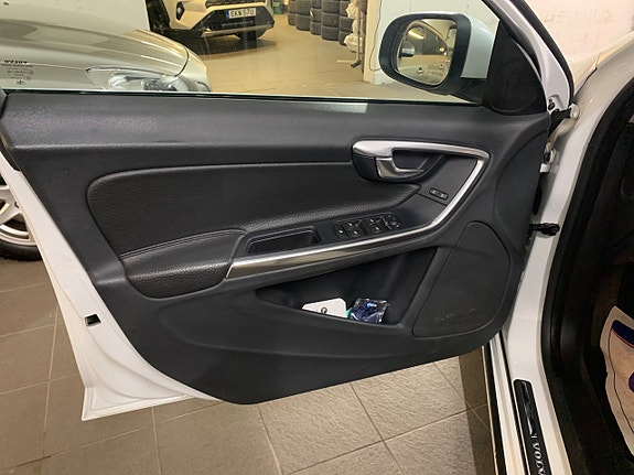 Volvo S60 25 of 26