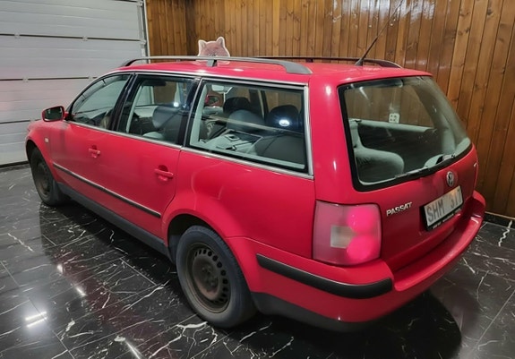 Volkswagen Passat 4 of 5