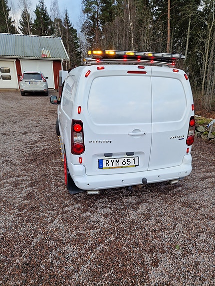 Peugeot Partner 2 of 14