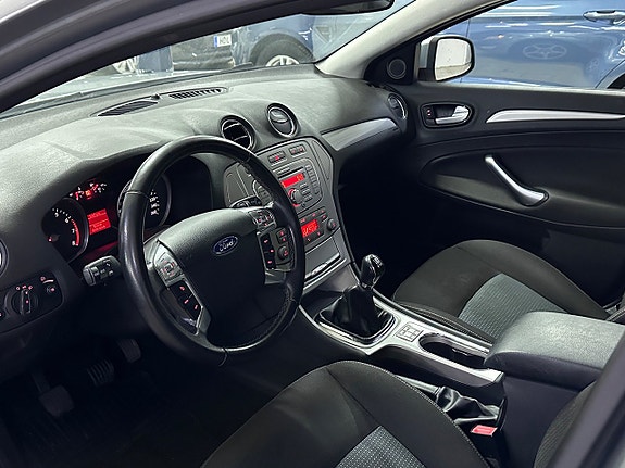 Ford Mondeo 6 of 10