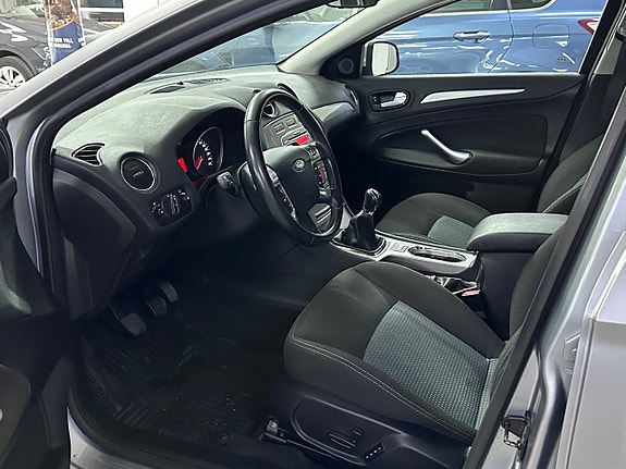 Ford Mondeo 8 of 10