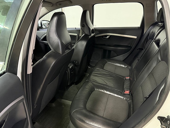 Volvo V70 14 of 14