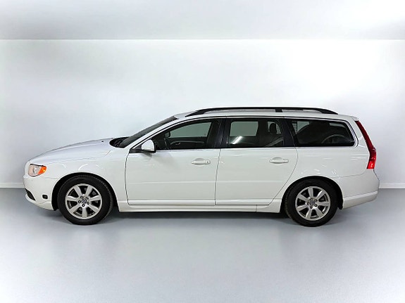 Volvo V70 7 of 14