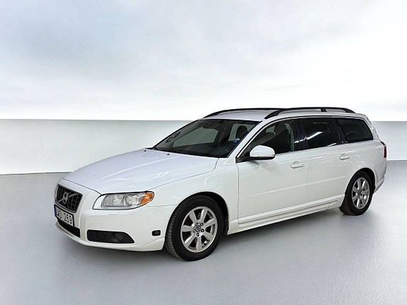 Volvo V70 4 of 14