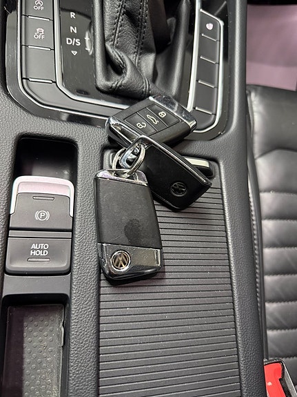 Volkswagen Passat Alltrack 16 of 19