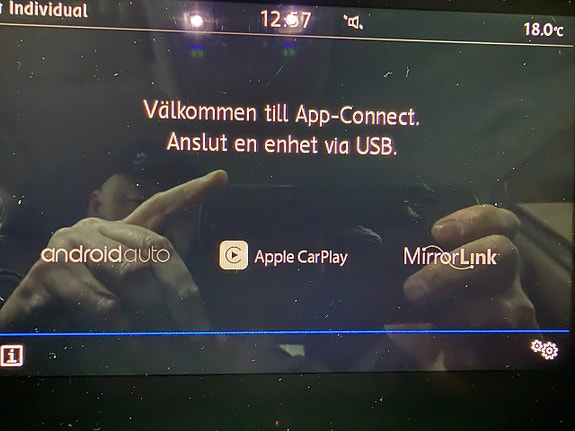 Volkswagen Passat Alltrack 14 of 19