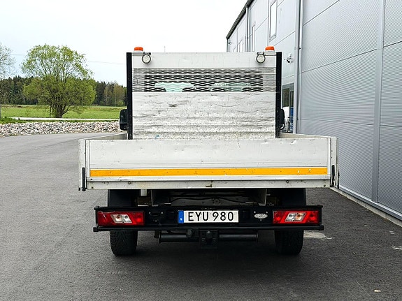 Ford Transit 11 of 19
