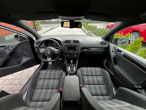 Volkswagen Golf VI 3 of 7