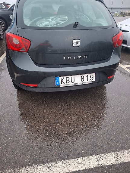 Seat Ibiza 2 of 5