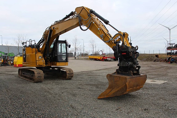 Bandgrävare CAT 325 FLCR Rototilt Centralsmörj. Dieselvärmar 3 of 12