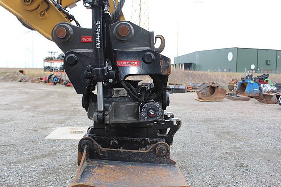 Bandgrävare CAT 325 FLCR Rototilt Centralsmörj. Dieselvärmar 6 of 12
