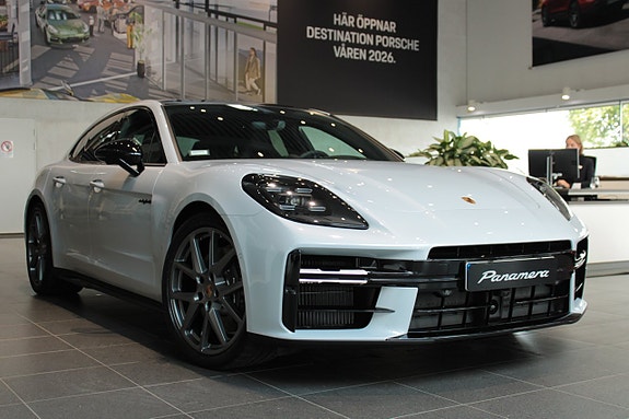 Porsche Panamera 4