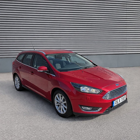 Ford Focus 2 of 5