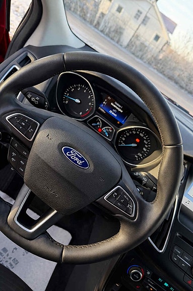 Ford Focus 13 of 14