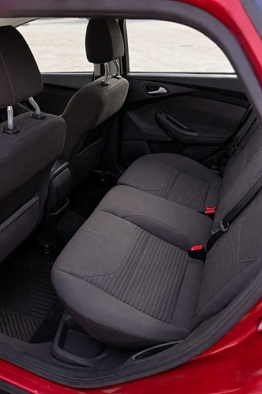 Ford Focus 8 of 14