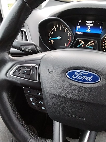 Ford C-Max 7 of 11