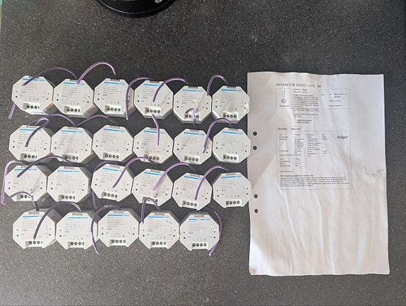 Product image 3 of 6