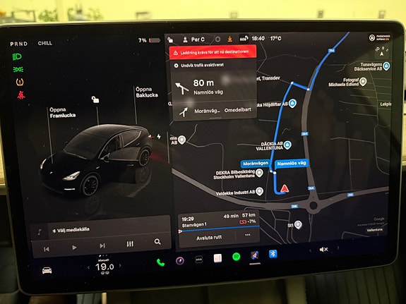 Tesla Model Y 12 of 13