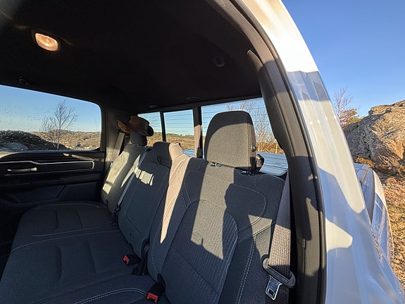 RAM 1500 6 of 12