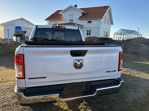 RAM 1500 7 of 12