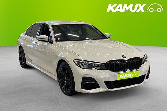 BMW 330i
