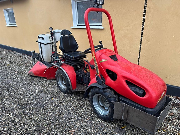 Fort sirio med mycket redskap