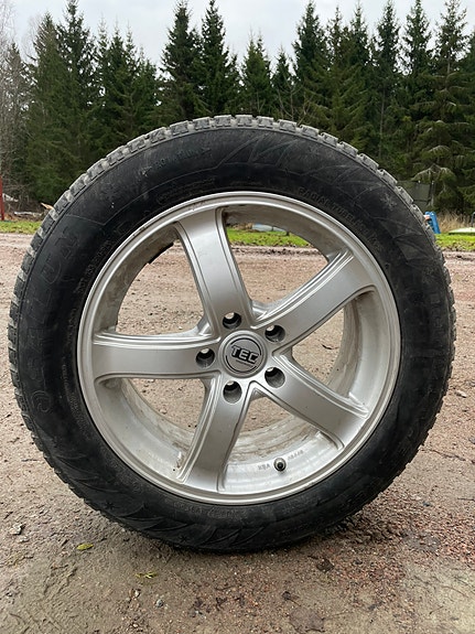 Product image 1 of 3