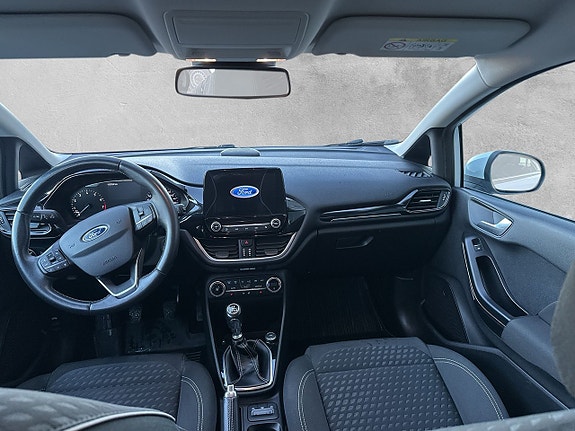 Ford Fiesta 10 of 17