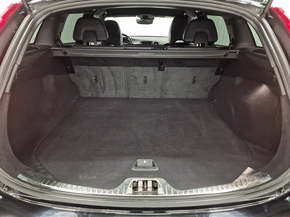 Volvo V60 9 of 23